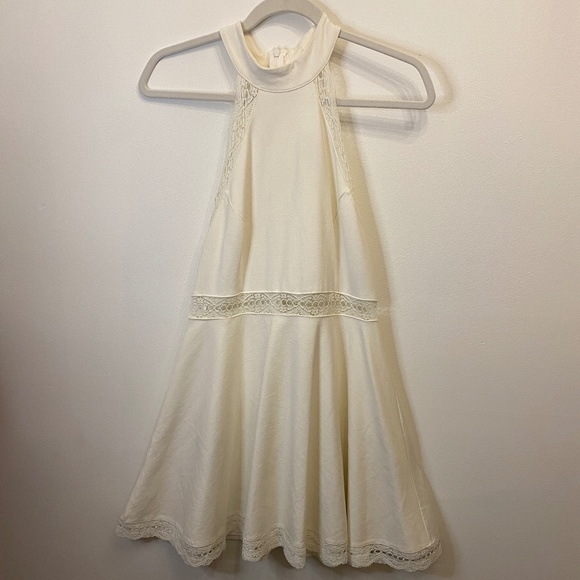 Super Cute Lulus white fit and flare dress - Picture 1 of 4